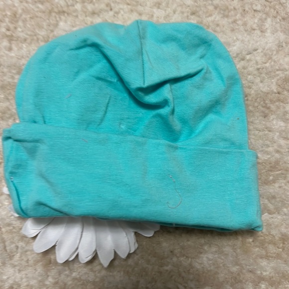 Royal Baby Gem Tiffany Blue outfit with bow and matching flowered hat! - Picture 8 of 8